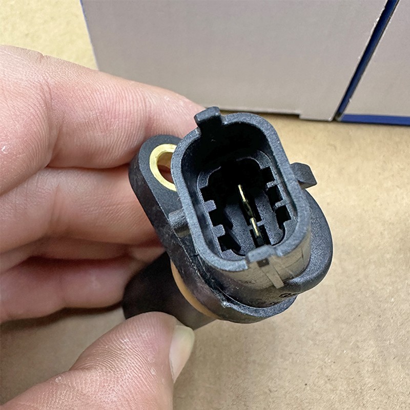 Original WEICHAI WP12 Diesel Engine Crankshaft Position Sensor 612600190232 Original WEICHAI WP12 Diesel Engine Crankshaft Position Sensor 612600190232